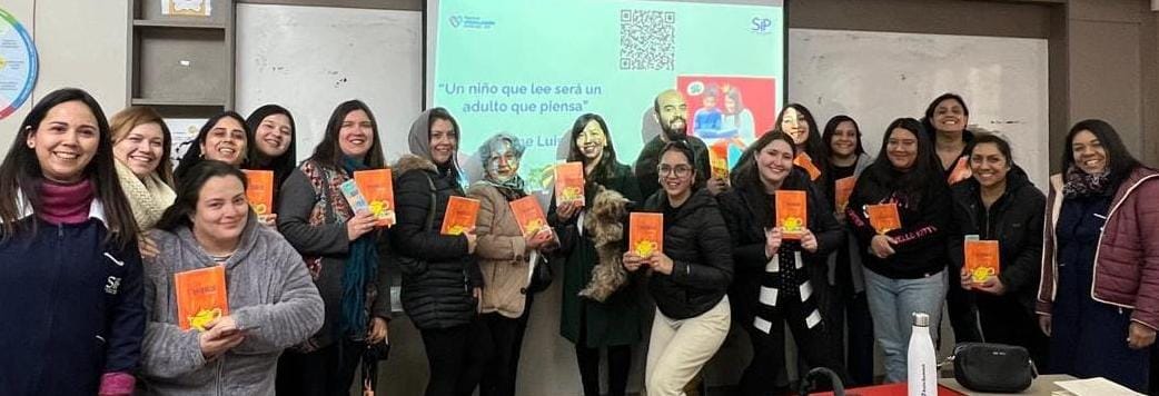 Taller «Para Leer en Familia» entregó a los apoderados herramientas para fomentar el gusto por la lectura