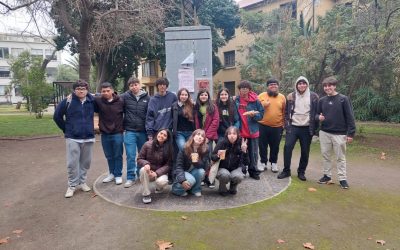 Estudiantes del Colegio Los Nogales estan Participando en las Olimpiadas de Química de la UMCE 2025