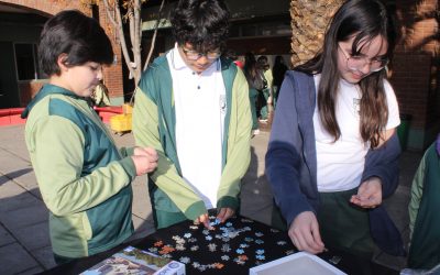 En el Colegio Los Nogales, la lectura y la escritura salen al encuentro de la comunidad educativa.